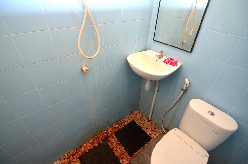 Lori Beach Guest house